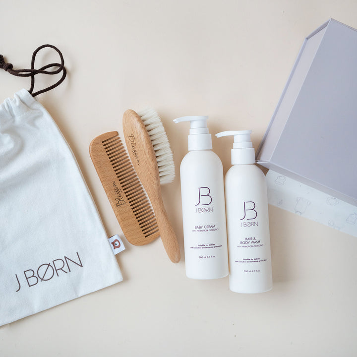 JBØRN Baby Care Gift Box | Personalised Hairbrush, Shampoo & Cream Set Yes - Personalisable Baby Products Sold and Personalised by JustBørn
