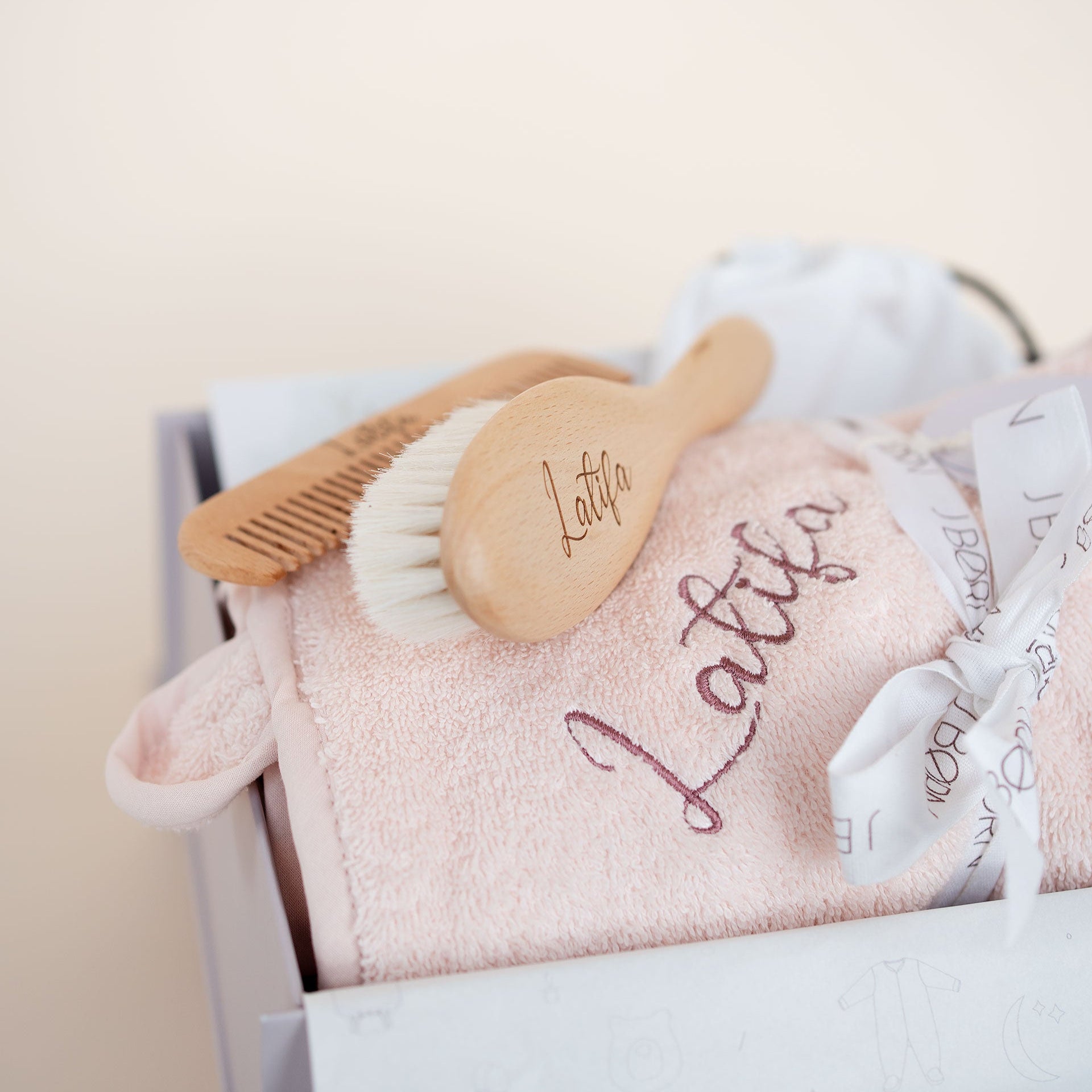 JBØRN Baby Gift Set | Organic Cotton Towel & Hair Brush Set to buy in ...
