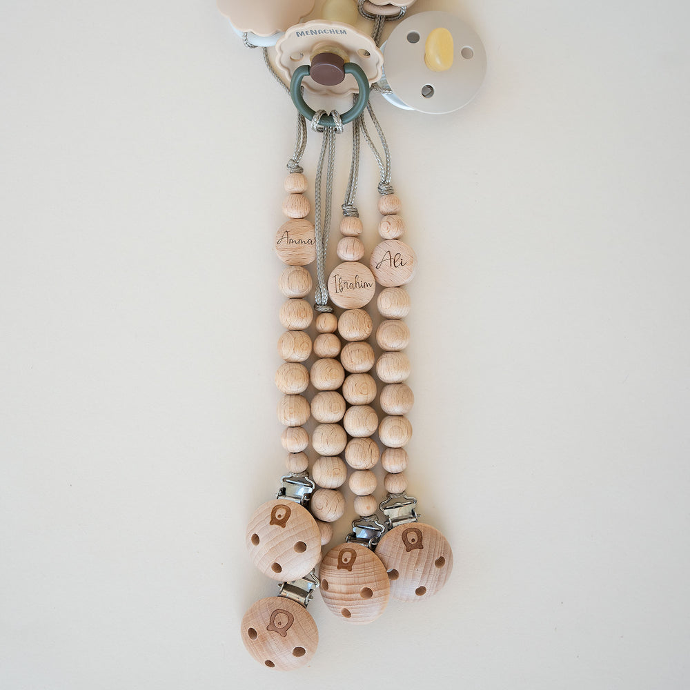JBØRN Wooden Pacifier Clip - Personalisable Baby Products Sold and Personalised by JustBørn