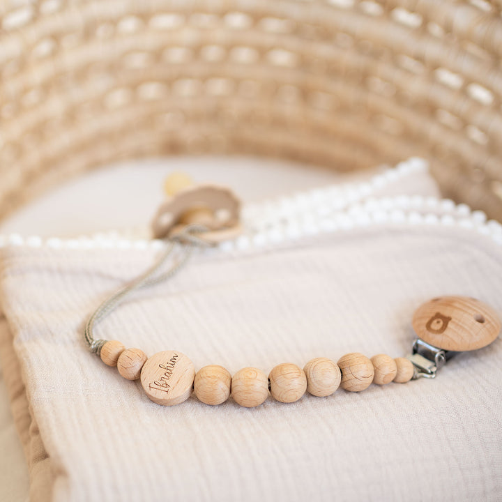 JBØRN Wooden Pacifier Clip Yes - Personalisable Baby Products Sold and Personalised by JustBørn