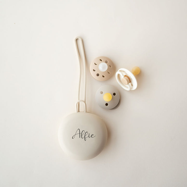 JBØRN Pacifier Holder Pod - Personalisable Baby Products Sold and Personalised by JustBørn