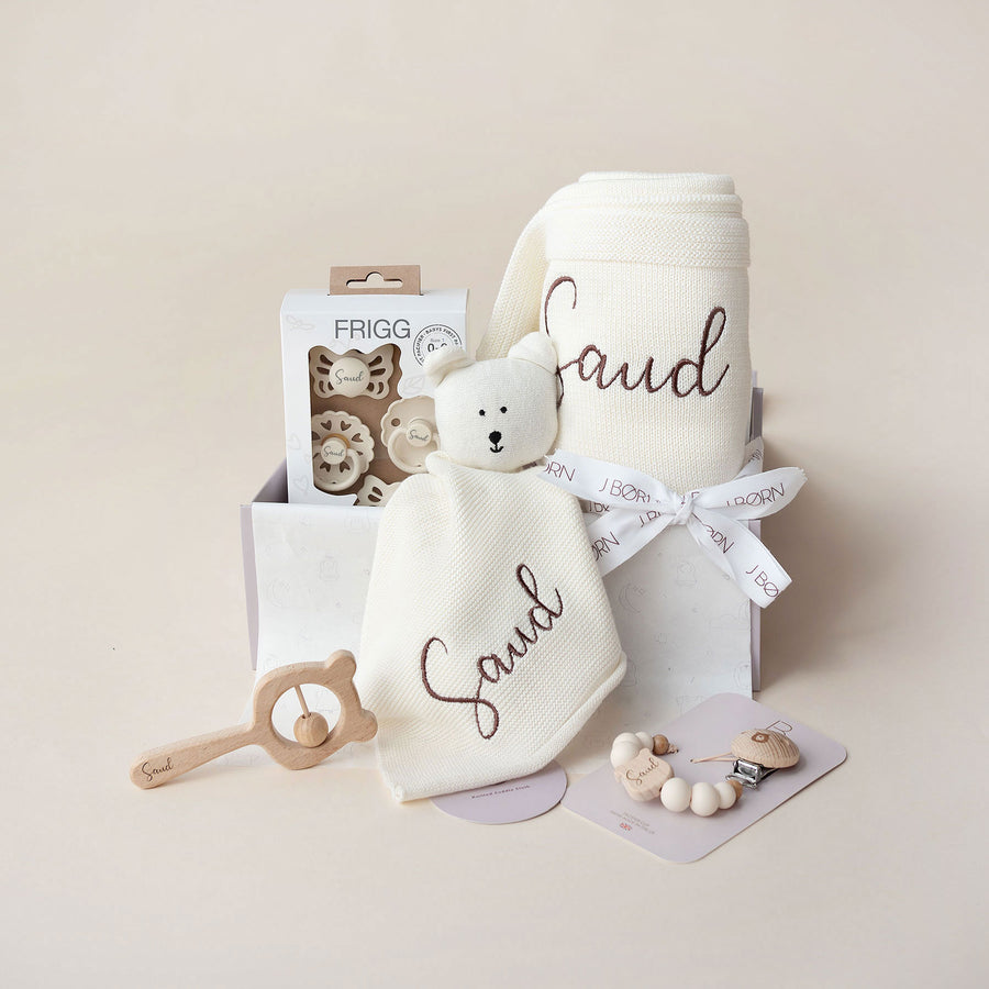 JBØRN Knitted Blanket Gift Box Bundle Ivory Yes - Personalisable Baby Products Sold and Personalised by JustBørn