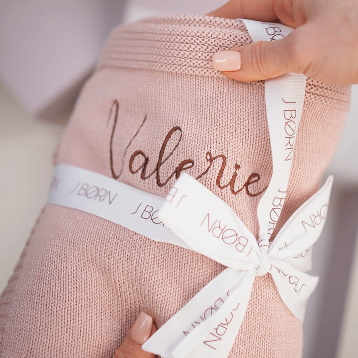 JBØRN x FRIGG Knitted Blanket Gift Box Bundle - Personalisable Baby Products Sold and Personalised by JustBørn