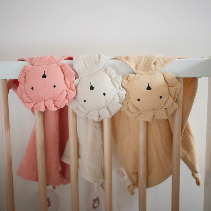 JBØRN Organic Cotton Lion Comforter - Personalisable Baby Products Sold and Personalised by JustBørn
