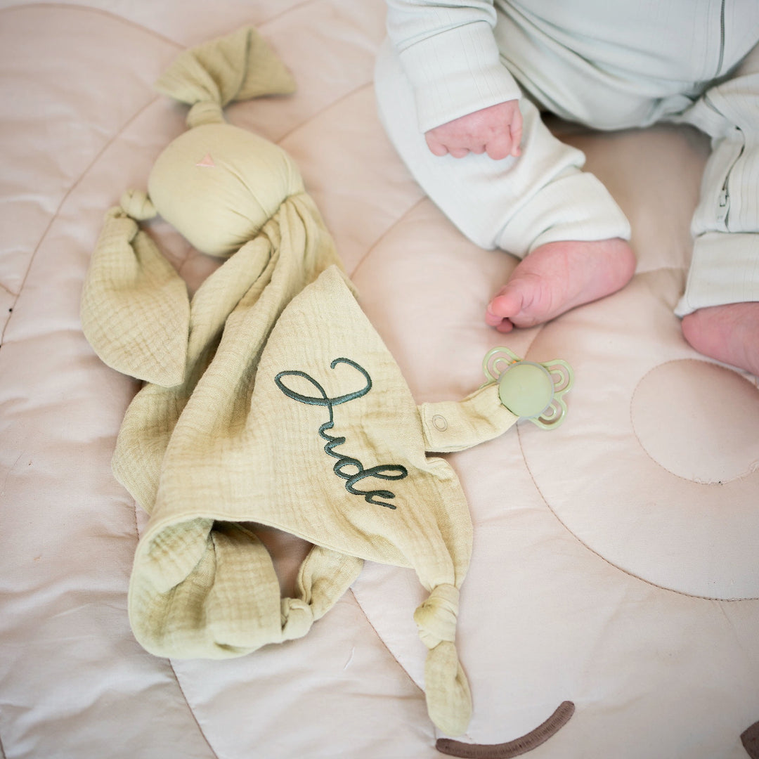 MAM Perfect Soother 0-6 Months & Matching Comforter