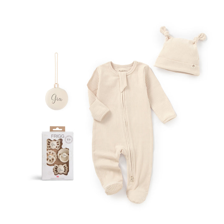 JBØRN x FRIGG Baby Gift Set | Organic Cotton Sleepsuit, First Pacifiers & Matching Clip Cream - Personalisable Baby Products Sold and Personalised by JustBørn