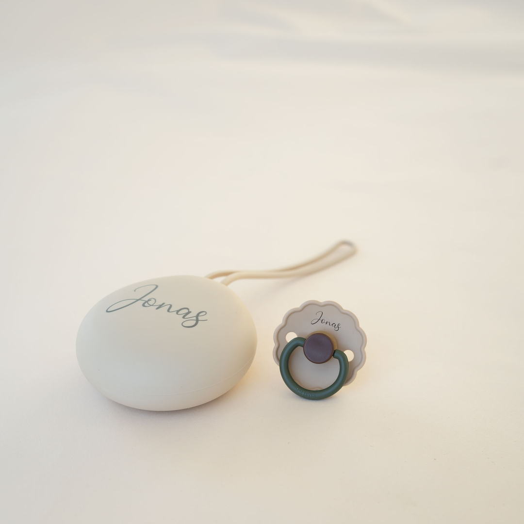 Frigg Rubber Latex Pacifier & JBØRN Pod Daisy Acorn & Vanilla Pod - Personalisable Baby Products Sold and Personalised by JustBørn