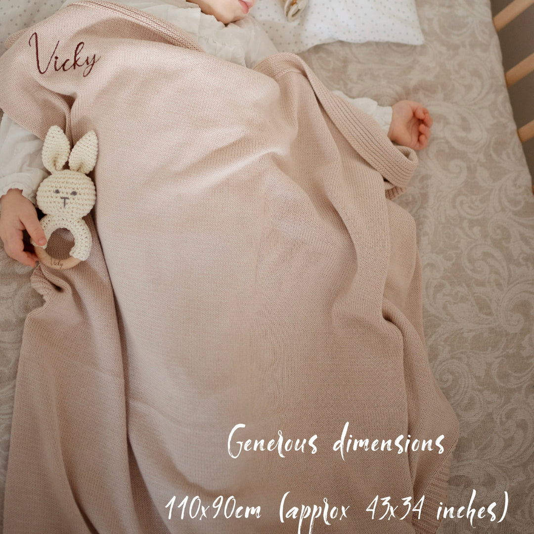 JBØRN Knitted Blanket - Personalisable Baby Products Sold and Personalised by JustBørn