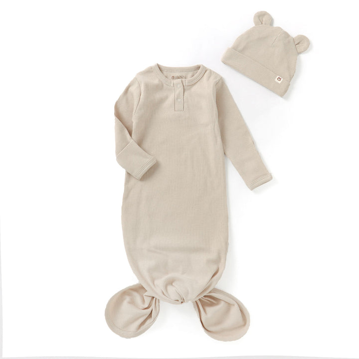 JBØRN Organic Cotton Knotted Baby Sleeping Gown & Hat Vanilla - Personalisable Baby Products Sold and Personalised by JustBørn